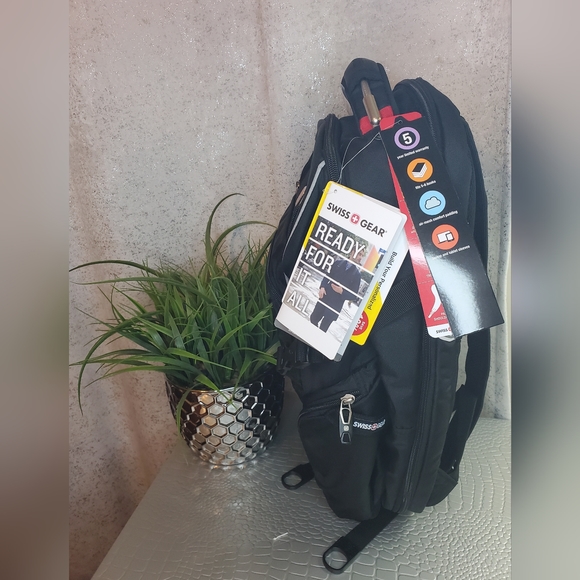 Swissgear Laptop Backpack 6752 - Picture 8 of 11